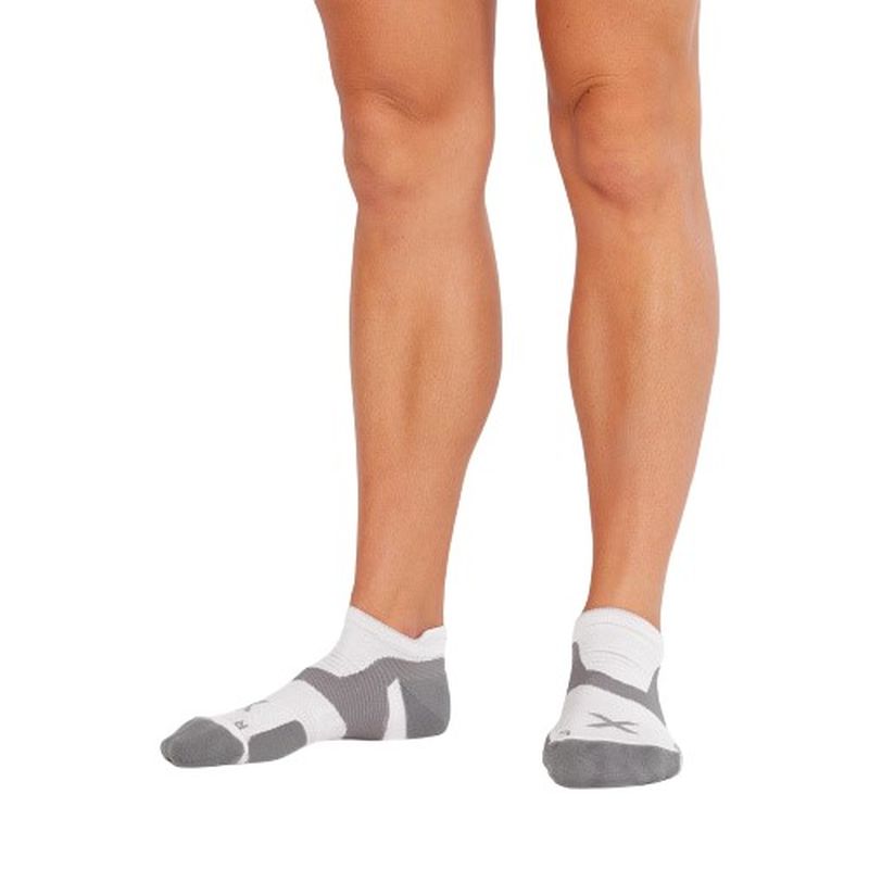 2XU Vectr Cushion No Show Socks