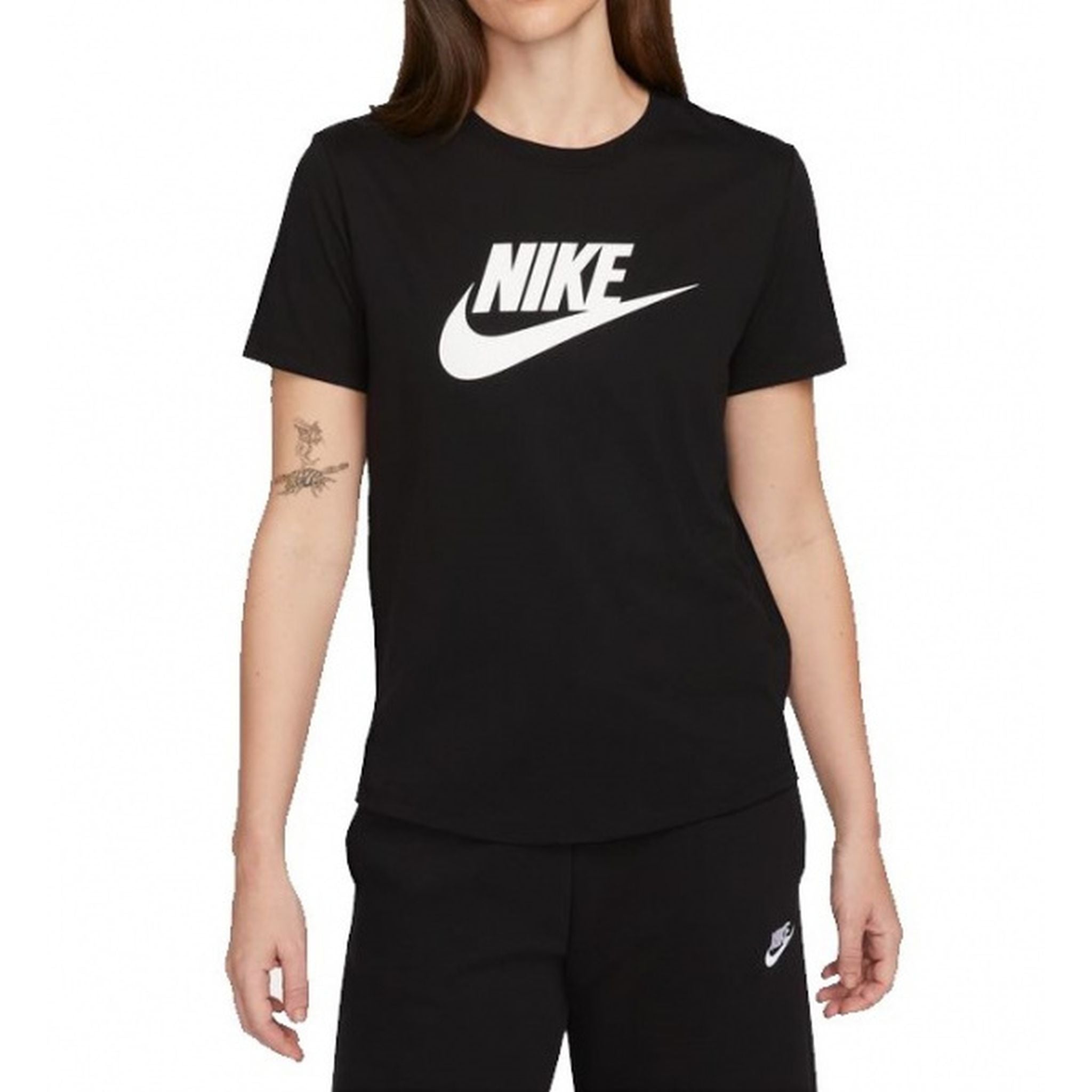 Nike Womens Sportswear Essential Logo Tee