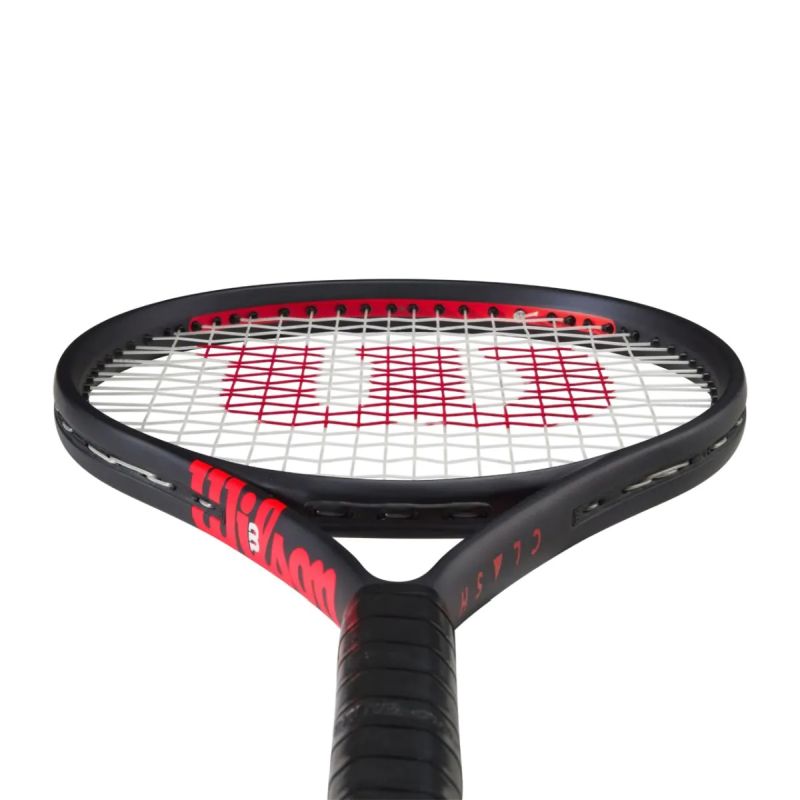 Wilson Clash 26 V3.0 Junior Tennis Racquet